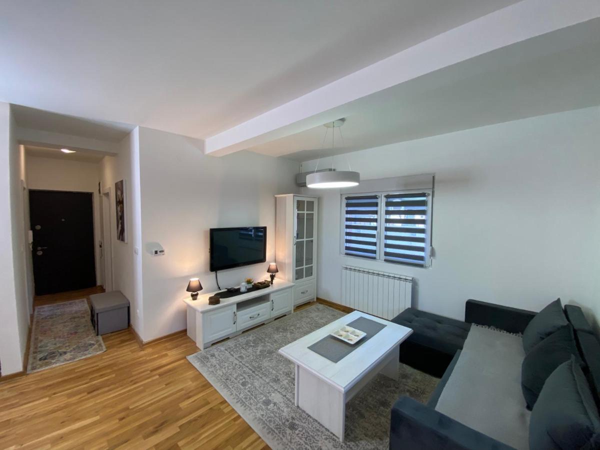 Nbg Hills Apartments Belgrado Exterior foto